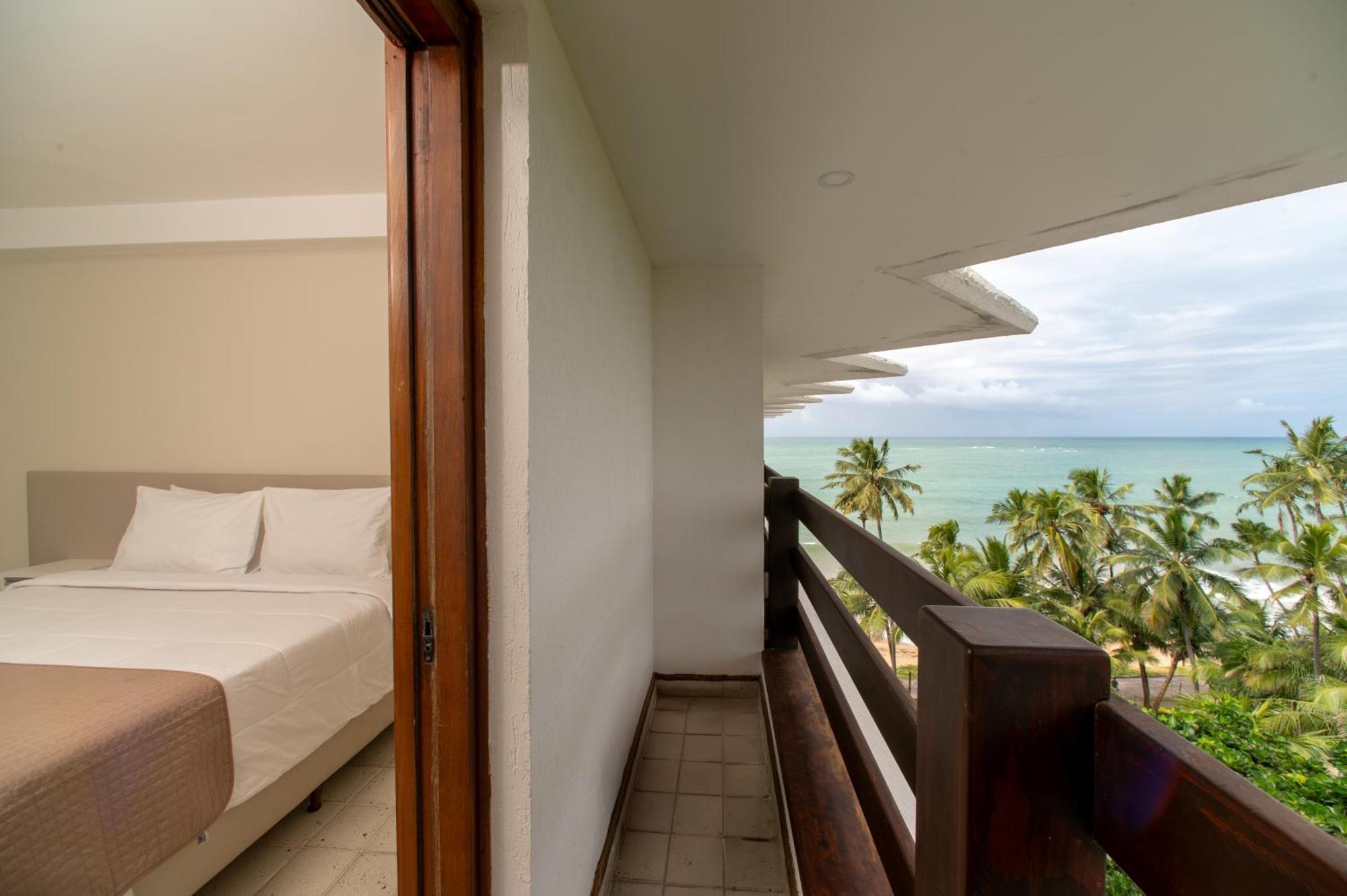 Premium Family Apartment Split Level Balcony Front Sea View living room