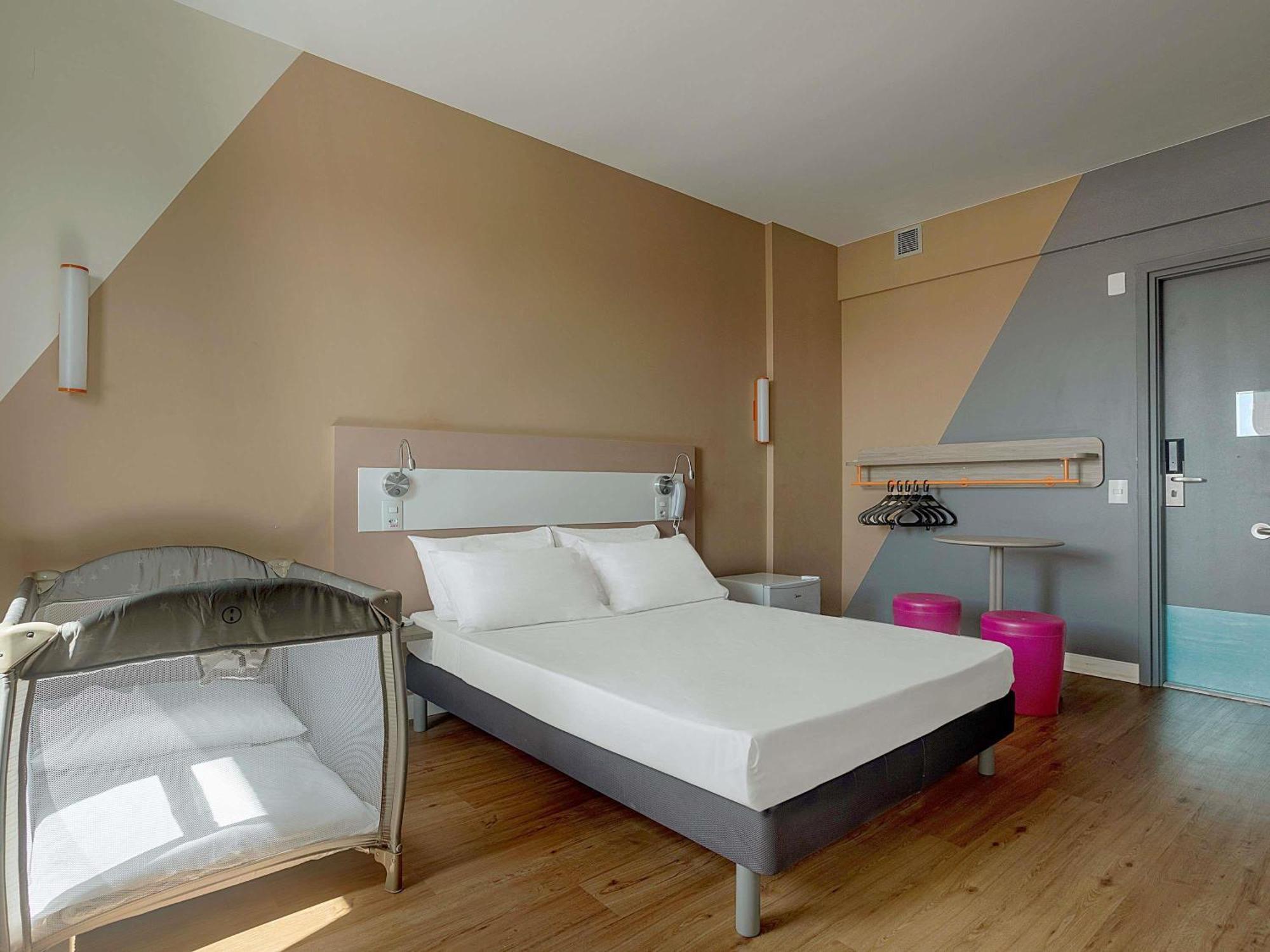 Standard Room Disability Access